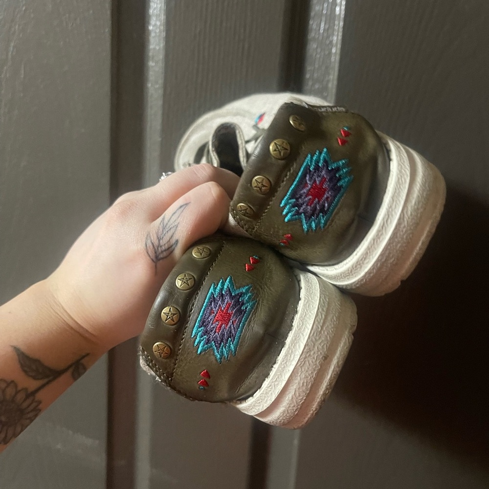 Hey dude Wendy rodeo